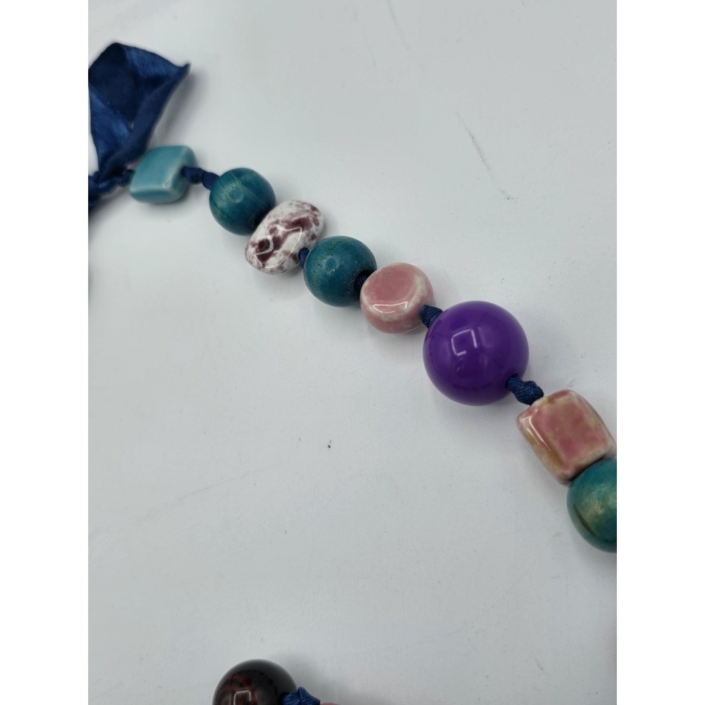 VINTAGE Chunky Multicolored 27-Beaded Adjustable Necklace Strung On Blue Ribbon - Picture 6 of 10